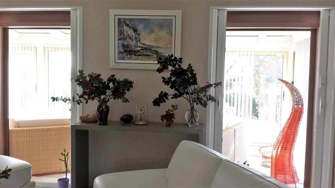 3 Chambres Privees Dans Un Jardin D'Hiver, Garage Voiture, Velos, Motos Tourville-sur-Arques Exterior foto